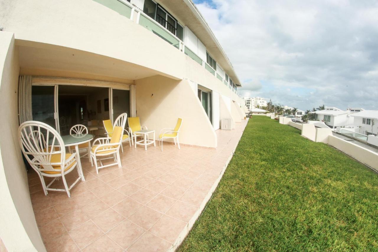 Brisas Beach & Ocean Front Vacation Apartments Cancun Zona Hotelera Exterior photo
