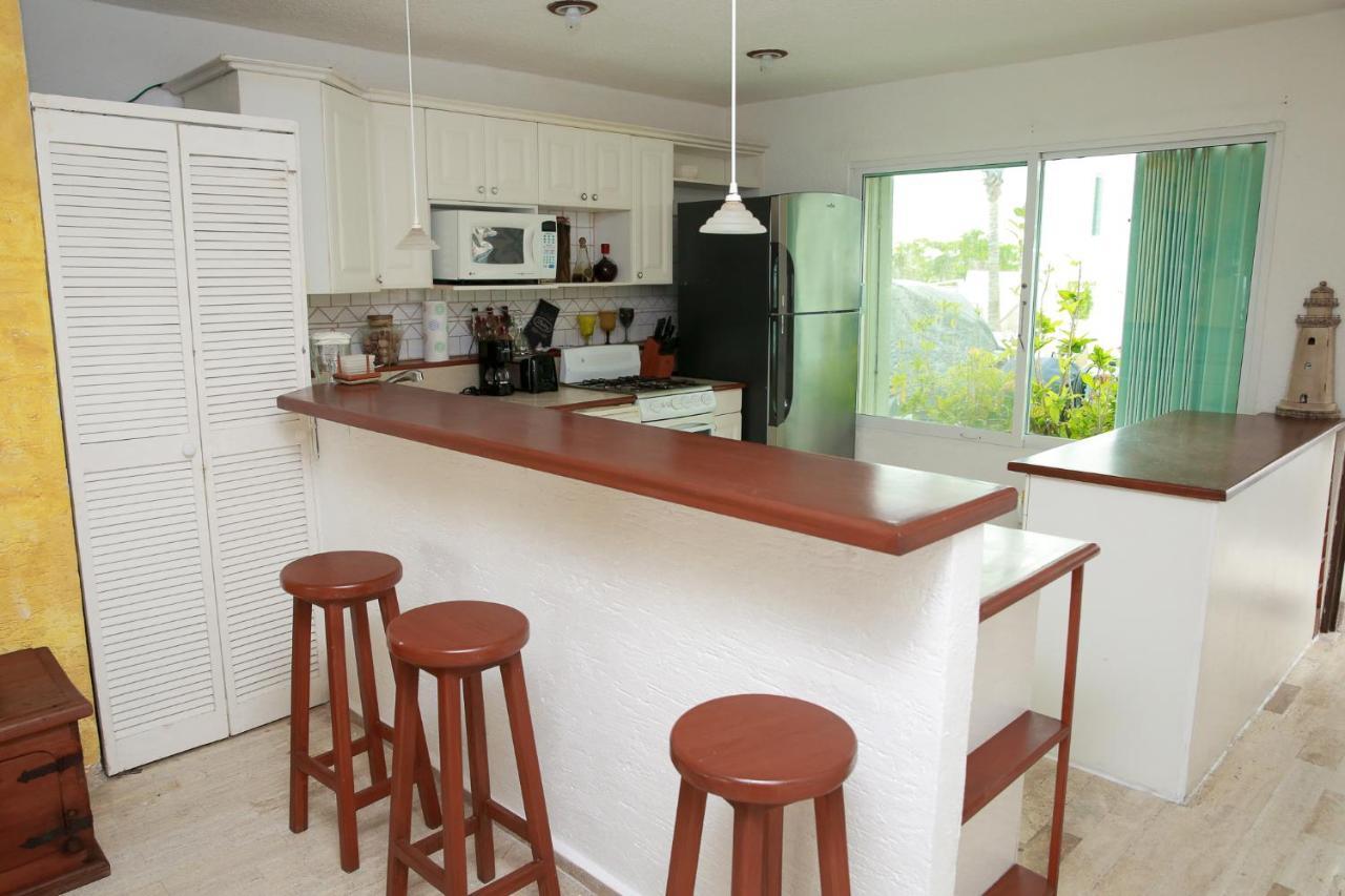 Brisas Beach & Ocean Front Vacation Apartments Cancun Zona Hotelera Exterior photo