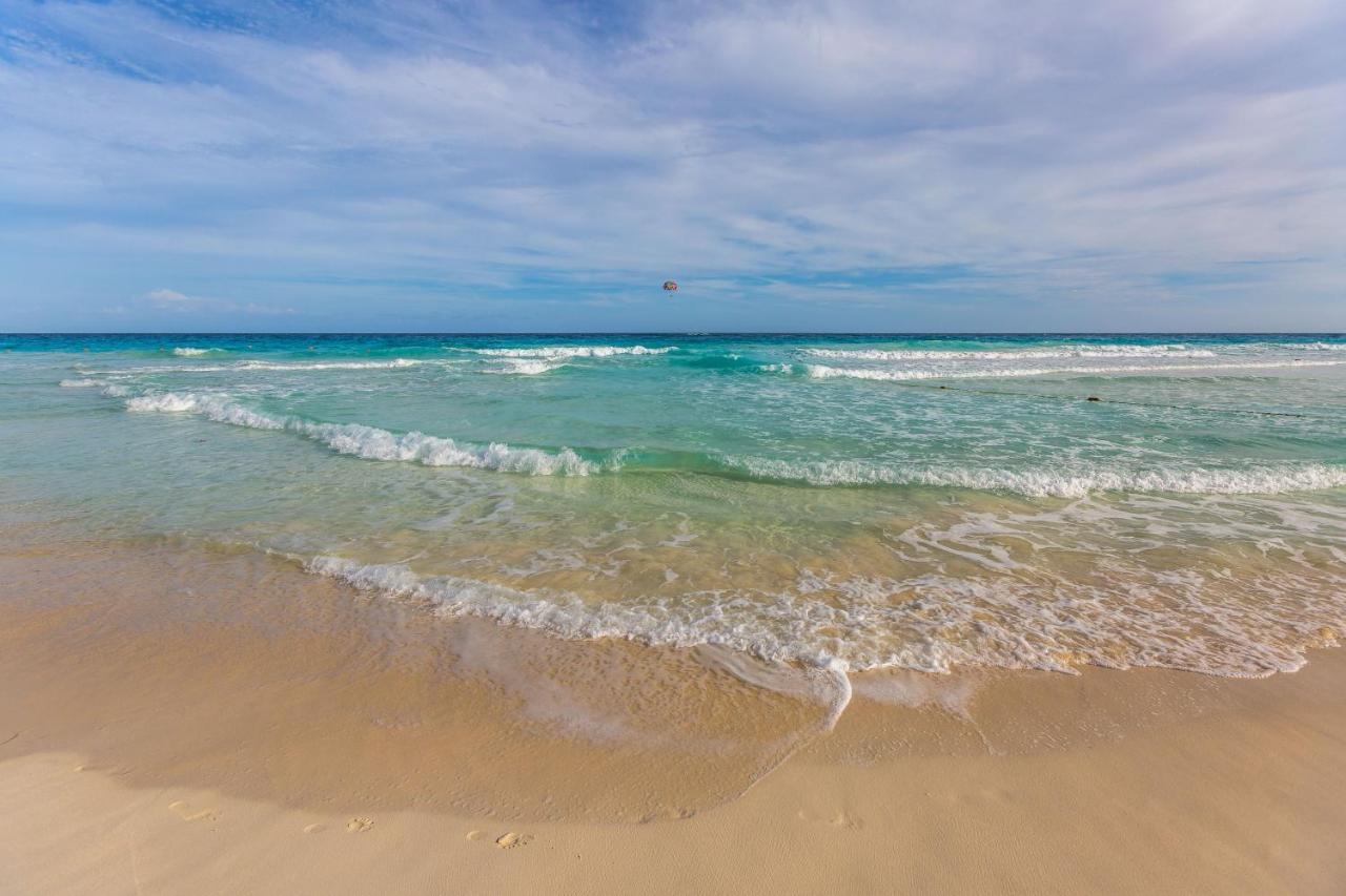 Brisas Beach & Ocean Front Vacation Apartments Cancun Zona Hotelera Exterior photo