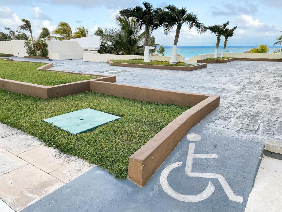 Brisas Beach & Ocean Front Vacation Apartments Cancun Zona Hotelera Exterior photo
