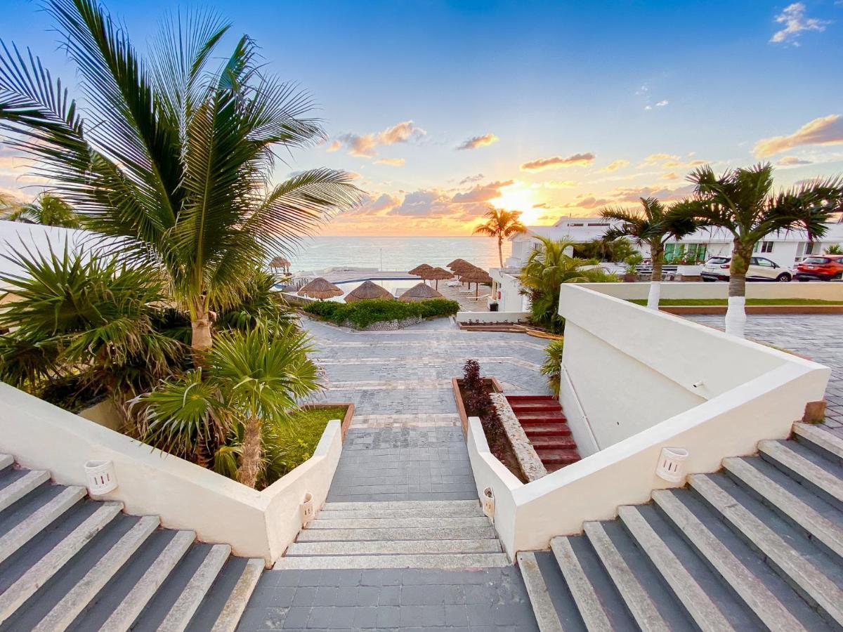 Brisas Beach & Ocean Front Vacation Apartments Cancun Zona Hotelera Exterior photo