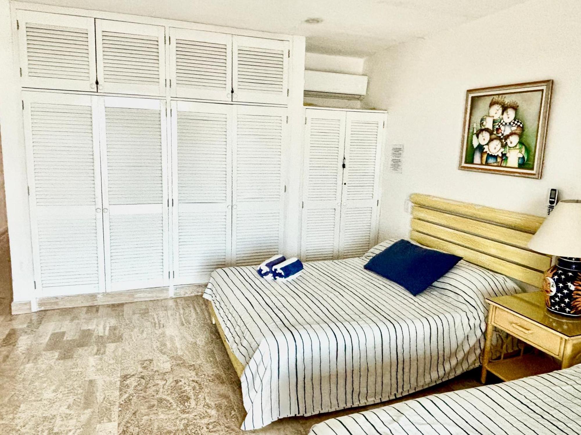 Brisas Beach & Ocean Front Vacation Apartments Cancun Zona Hotelera Exterior photo