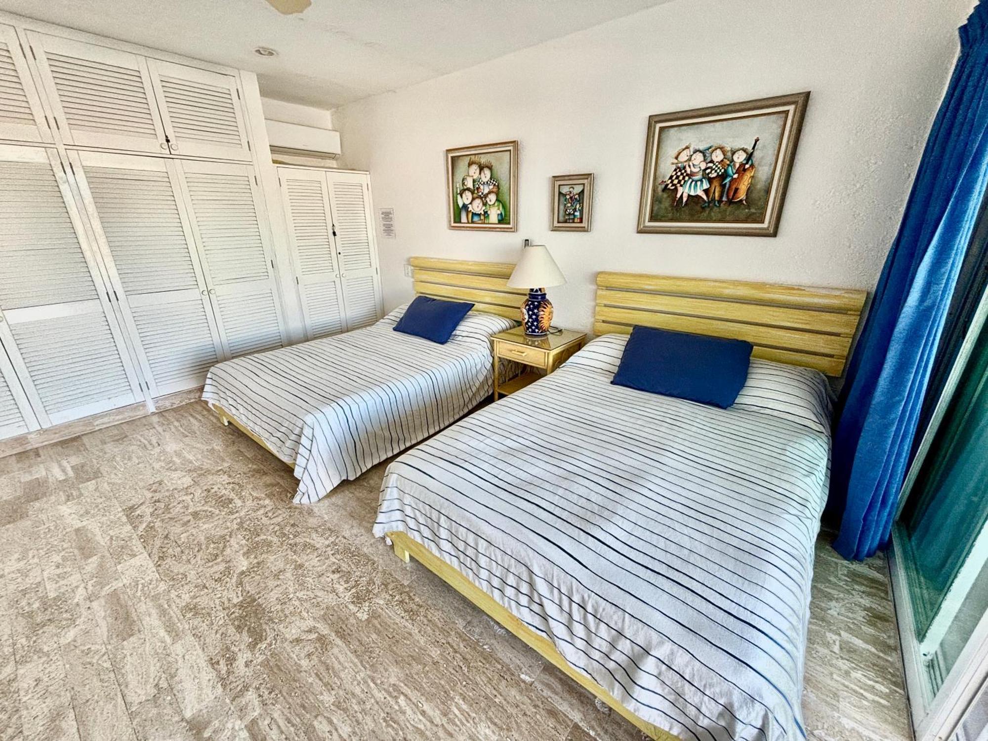 Brisas Beach & Ocean Front Vacation Apartments Cancun Zona Hotelera Exterior photo