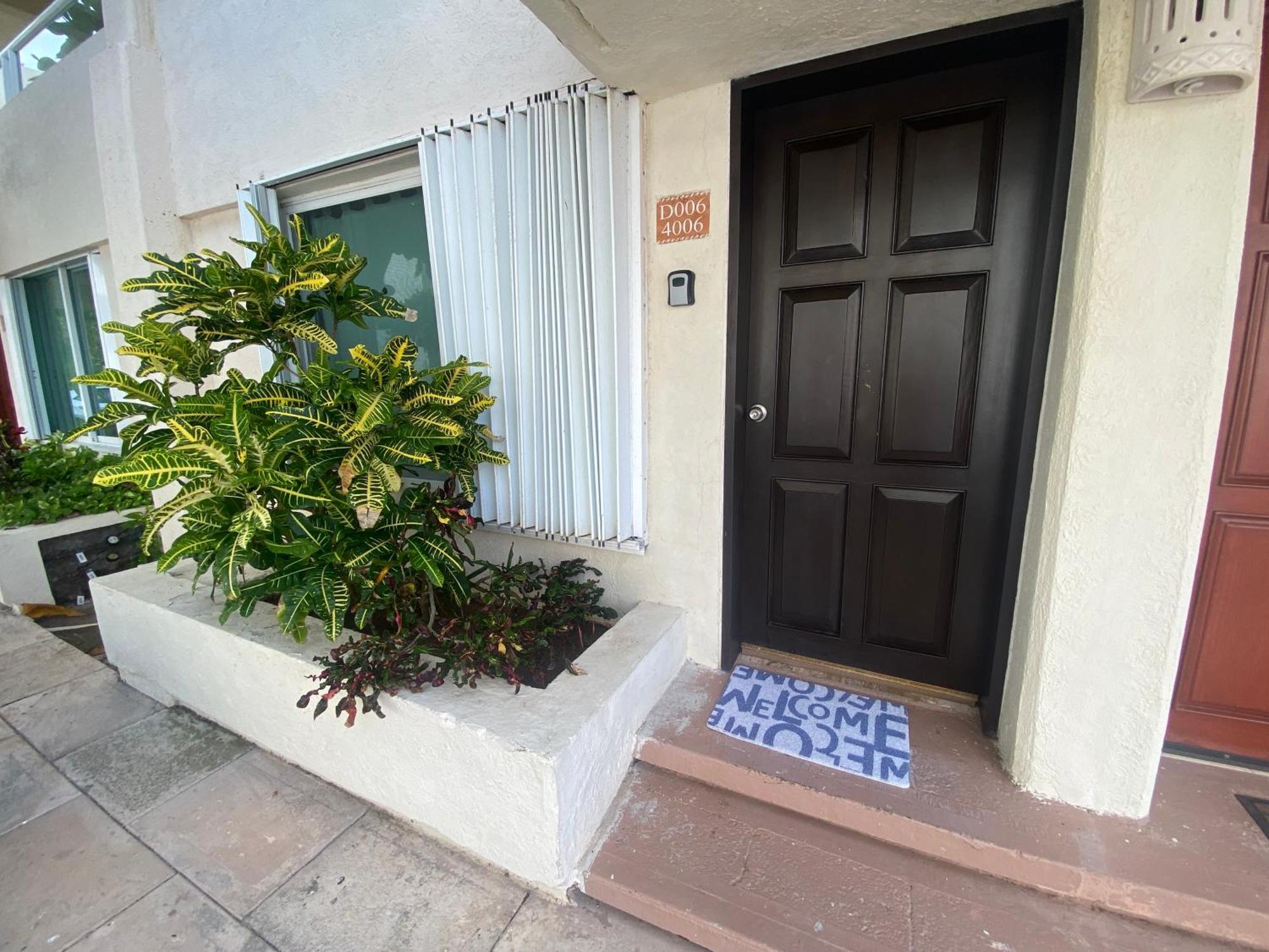 Brisas Beach & Ocean Front Vacation Apartments Cancun Zona Hotelera Exterior photo